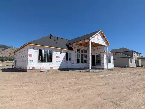 Exterior - 623 S 125 E #116, Hyde Park, UT 84318 photo 5 of 10