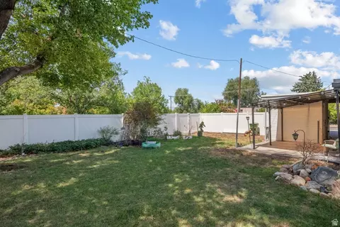 Exterior - 1520 E 8600 S, Sandy, UT 84093 photo 5 of 7