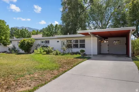 Exterior - 1520 E 8600 S, Sandy, UT 84093 photo 1 of 7