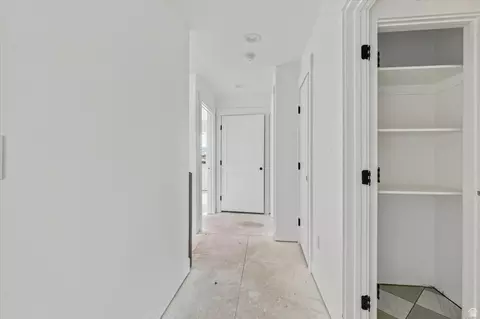 Entry Way - 439 Tee Cir, Preston, ID 83263 photo 5 of 6