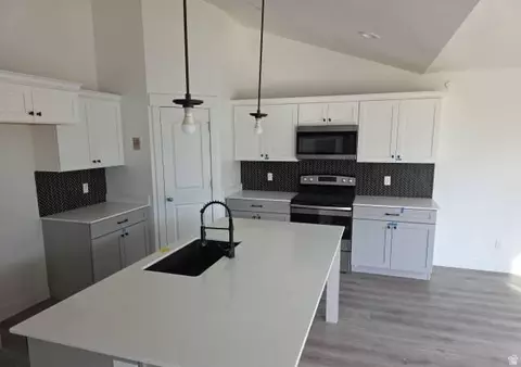 Kitchen - 480 E Delano Peak Rd, Eagle Mountain, UT 84005 photo 2 of 2