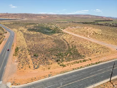Undisclosed, Hurricane, UT 84737 photo 3