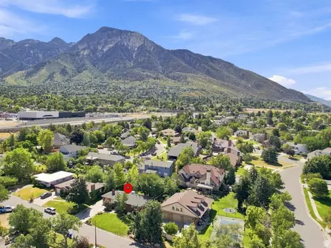 View/Area - 3356 E Birch Cir S, Holladay, UT 84124 photo 4 of 4