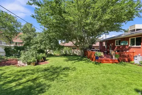 Exterior - 3356 E Birch Cir S, Holladay, UT 84124 photo 6 of 8