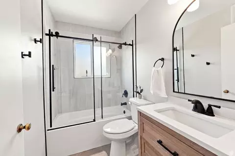 Bath - 3356 E Birch Cir S, Holladay, UT 84124 photo 1 of 2