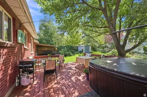 Exterior - 3356 E Birch Cir S, Holladay, UT 84124 photo 1 of 8