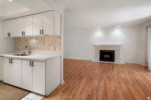 Living - 875 E Arrowhead Ln #42, Murray, UT 84107 photo 5 of 5