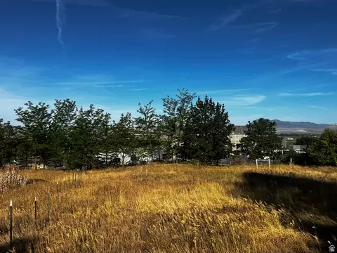 375 N 400 E, Hyde Park, UT 84318 photo 6