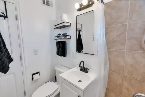 Bath - 130 E 750 N, Orem, UT 84057 photo 2 of 2