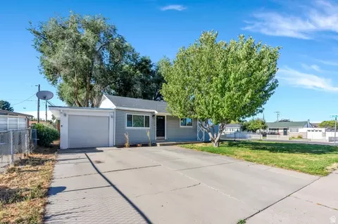 Exterior - 130 E 750 N, Orem, UT 84057 photo 9 of 11