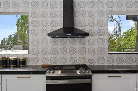 Kitchen - 1740 N 500 E, Provo, UT 84604 photo 3 of 10