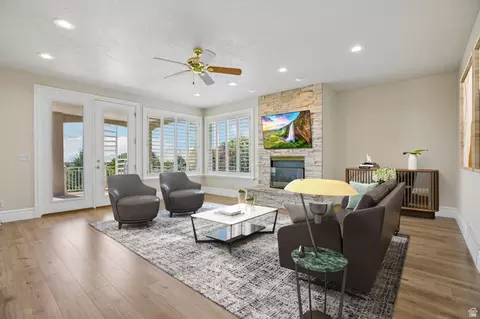 Living - 220 E Ridge Rd, Orem, UT 84057 photo 3 of 5