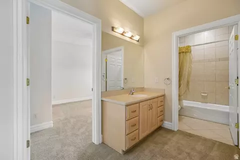 Bath - 220 E Ridge Rd, Orem, UT 84057 photo 6 of 7