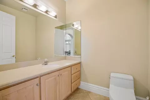 Bath - 220 E Ridge Rd, Orem, UT 84057 photo 1 of 7