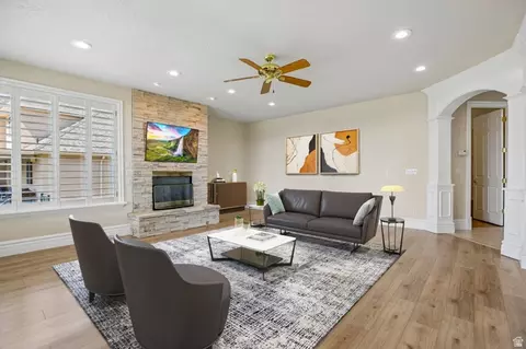 Living - 220 E Ridge Rd, Orem, UT 84057 photo 4 of 5
