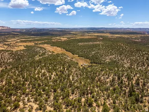 View/Area - Undisclosed, Mount Carmel, UT 84755 photo 2 of 6