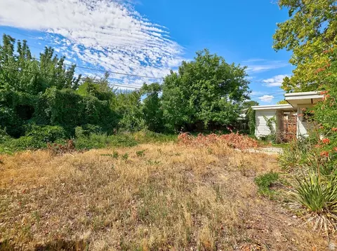 Exterior - 549 W Echo Dr, Murray, UT 84123 photo 7 of 8