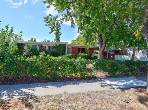 Exterior - 549 W Echo Dr, Murray, UT 84123 photo 2 of 8