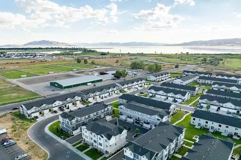 View/Area - 1958 S 1030 W, Orem, UT 84058 photo 5 of 7