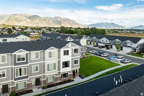 View/Area - 1958 S 1030 W, Orem, UT 84058 photo 2 of 7