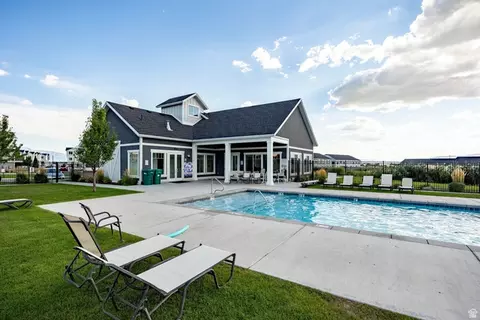 Exterior - 1958 S 1030 W, Orem, UT 84058 photo 10 of 11