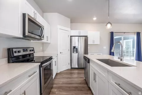 Kitchen - 1958 S 1030 W, Orem, UT 84058 photo 2 of 4