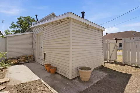 Exterior - 940 E 22nd St, Ogden, UT 84401 photo 2 of 4