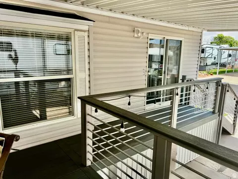 Exterior - 448 E Telegraph St # 113, Washington, UT 84780 photo 4 of 10