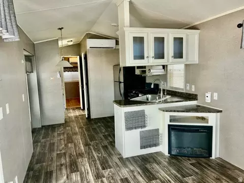 Kitchen - 448 E Telegraph St # 113, Washington, UT 84780 photo 1 of 6