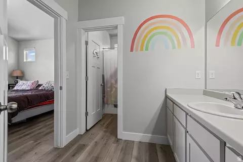 Bath - 88 W Silver Dr, Vineyard, UT 84059 photo 1 of 4