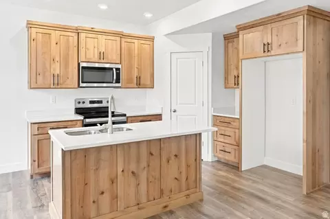 Kitchen - 816 S 270 E #28, Smithfield, UT 84335 photo 3 of 6
