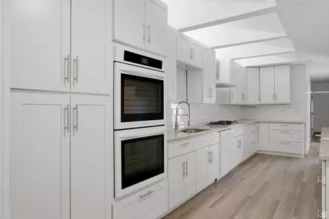 Kitchen - 3077 N Bannock Dr, Provo, UT 84604 photo 3 of 5