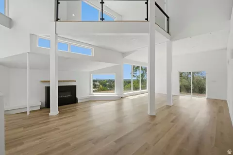 Living - 3077 N Bannock Dr, Provo, UT 84604 photo 2 of 20