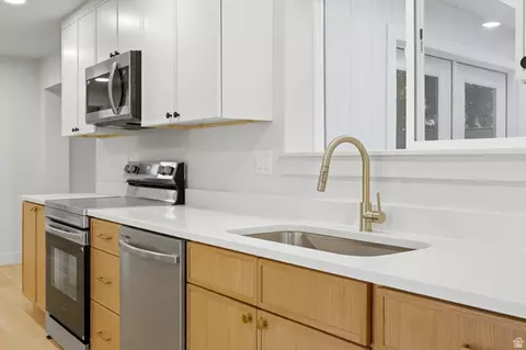 Kitchen - 5406 S York St, Murray, UT 84117 photo 1 of 2