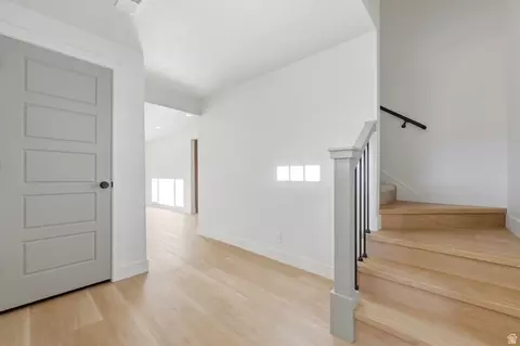 Entry Way - 5406 S York St, Murray, UT 84117 photo 1 of 2
