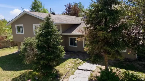 Exterior - 10754 S 1225 E, Sandy, UT 84094 photo 3 of 3