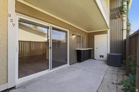 Exterior - 327 Peach Ln, Bountiful, UT 84010 photo 6 of 6