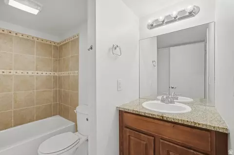 Bath - 327 Peach Ln, Bountiful, UT 84010 photo 1 of 3