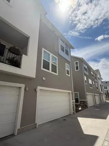 Exterior - 885 S 2560 E, Spanish Fork, UT 84660 photo 2 of 6