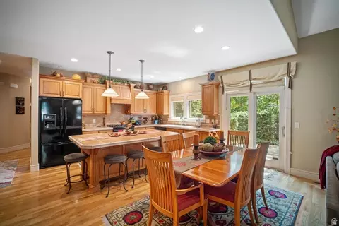 Kitchen - 4736 S Millrace Ln E, Murray, UT 84107 photo 1 of 2