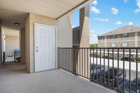 Exterior - 3531 E Rock Creek Rd #7, Eagle Mountain, UT 84005 photo 4 of 6