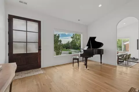 Entry Way - 3231 E Marie Ave, Millcreek, UT 84109 photo 1 of 2