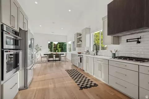 Kitchen - 3231 E Marie Ave, Millcreek, UT 84109 photo 3 of 3