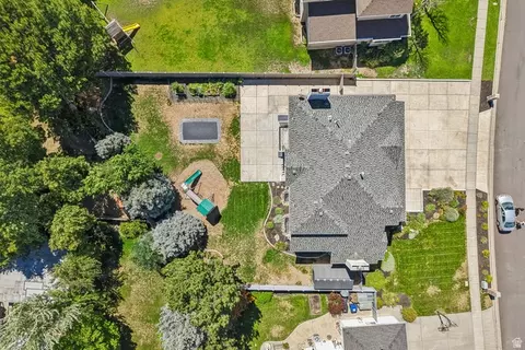 View/Area - 6231 S Vinecrest Dr S, Murray, UT 84121 photo 1 of 4