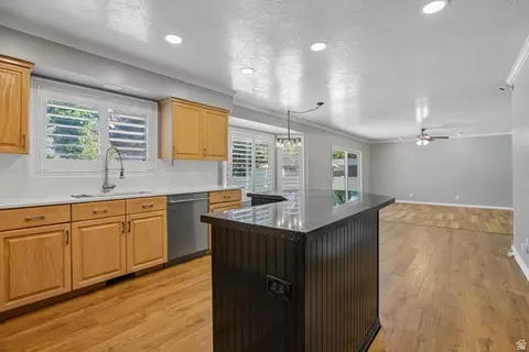 Kitchen - 6231 S Vinecrest Dr S, Murray, UT 84121 photo 1 of 1