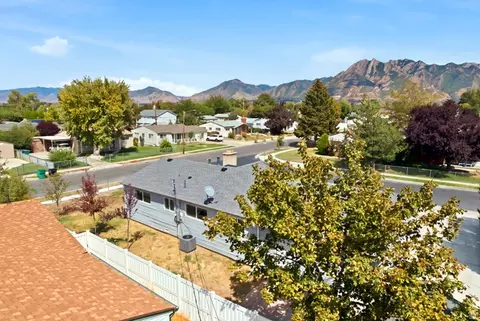 View/Area - 6272 S 400 E, Murray, UT 84107 photo 6 of 7