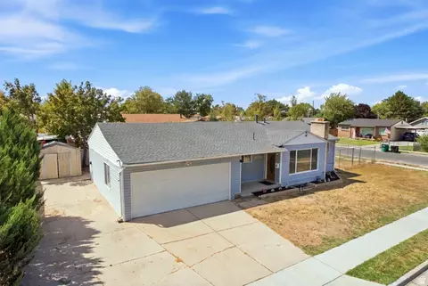 View/Area - 6272 S 400 E, Murray, UT 84107 photo 3 of 7