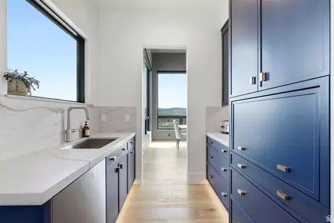 Kitchen - 1230 E Longview Dr #23, Hideout, UT 84036 photo 5 of 5
