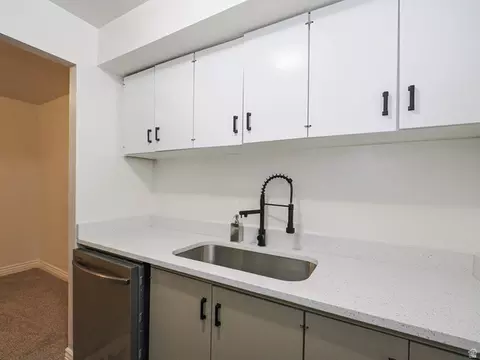 Kitchen - 88 W 50 S #C-1, Centerville, UT 84014 photo 4 of 4