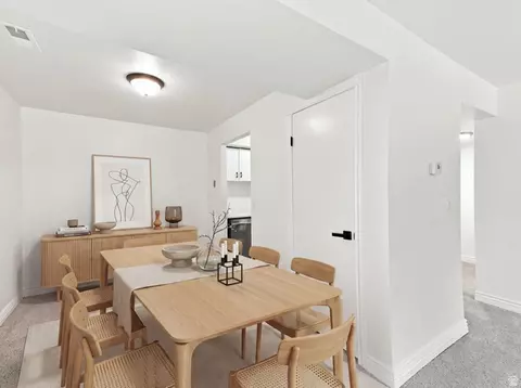 Dining - 88 W 50 S #C-1, Centerville, UT 84014 photo 1 of 1